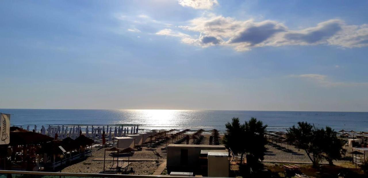 Ferienwohnung Royal Sea View Design Promenada 3 Năvodari Exterior foto